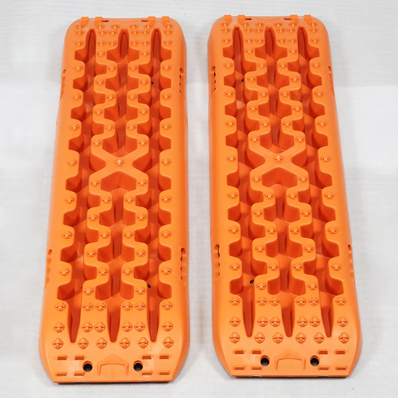 Off Road Car Snow Mud Sand Recovery Sand Ladder Traction Rescue Track Board With Mounting Fixed Kit
