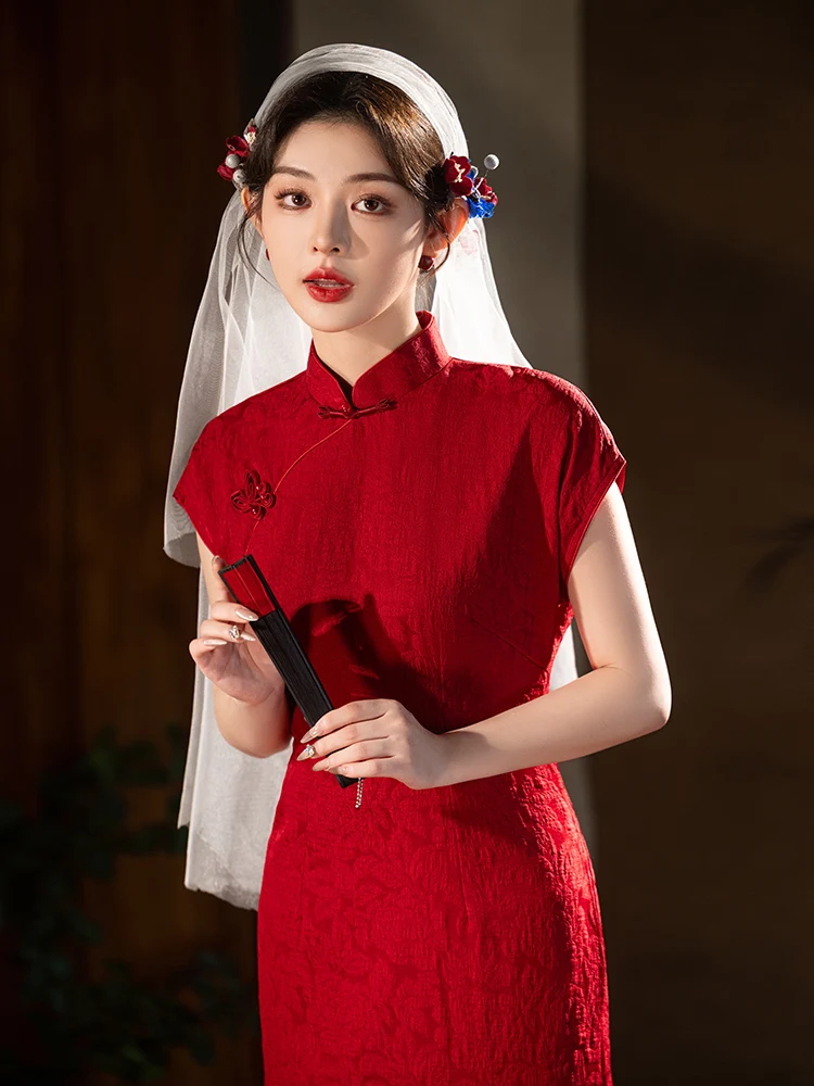 

Красное ципао для молодых женщин: свадебное платье для невесты, для церемонии возвращения домой, для помолвки, летнее женское платье