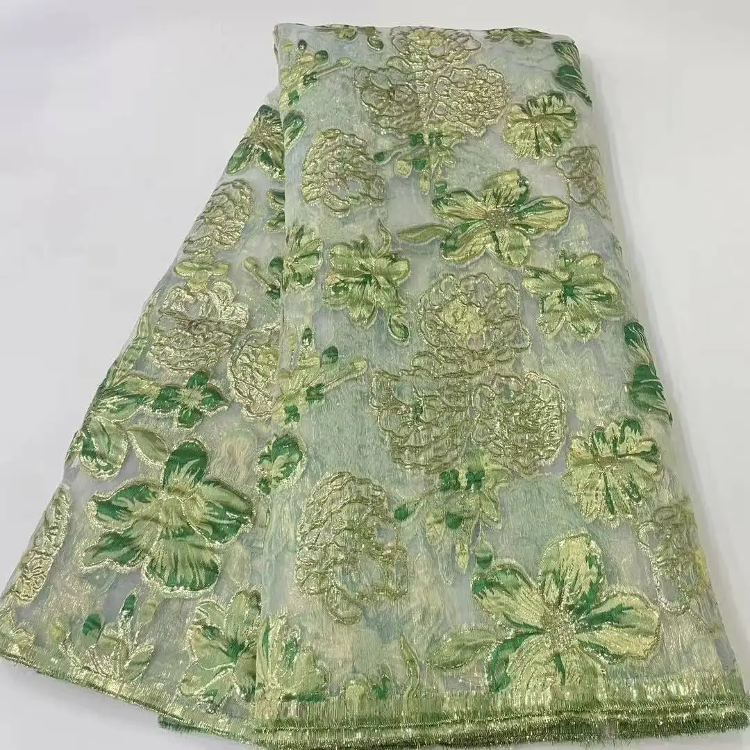 

2025 High Quality New African Cotton Lace Fabric in Switzerland Nigerian Swiss Voile Lace Women Dresses Material for Sew