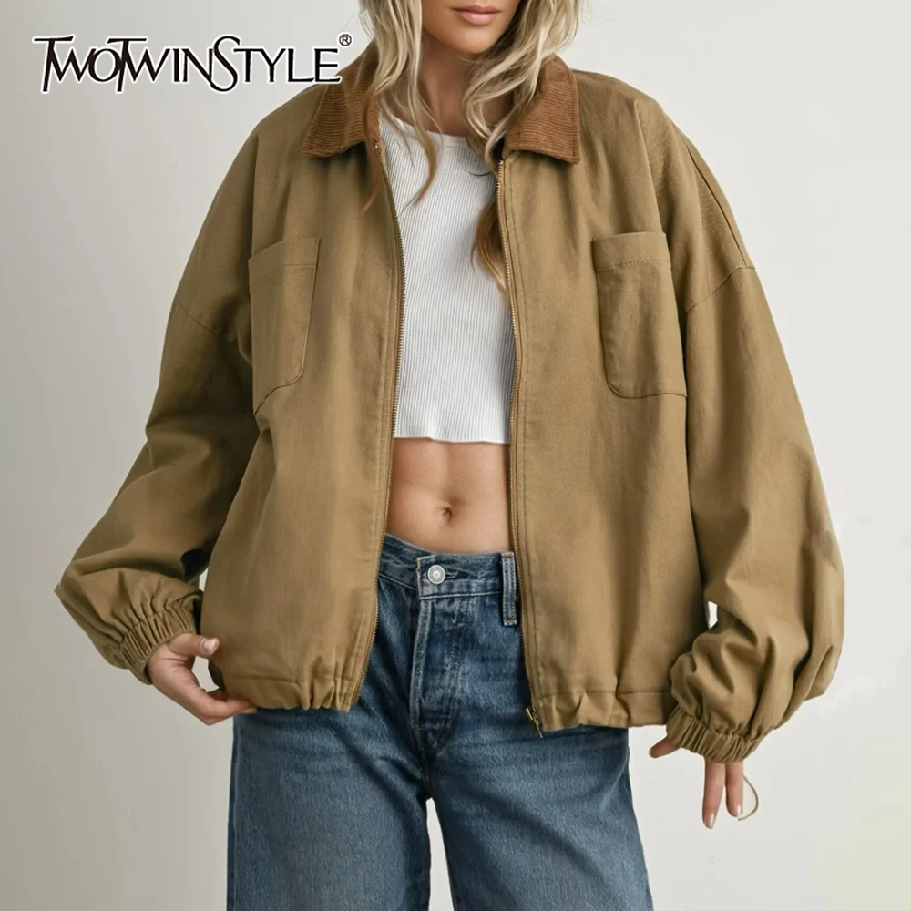 

TWOTWINSTYLE хитовое цветное повседневное пальто для женщин с лацканами и длинными рукавами в стиле пэчворк с карманами, свободная базовая куртка-карго, женская осенняя одежда