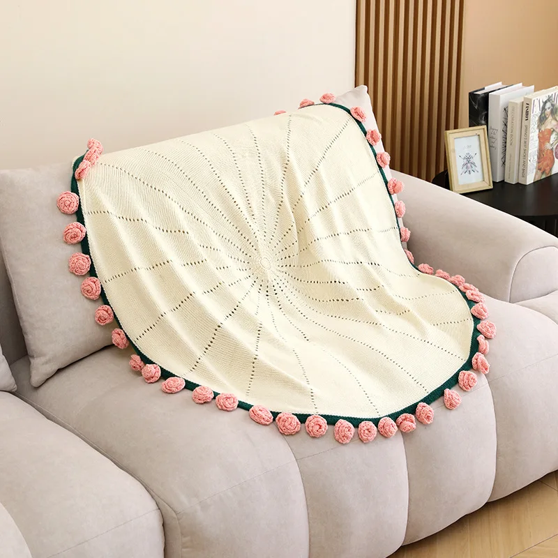 Romantic Rose Bouquet Handmade Blanket Soft Circular Flower Blanket for Home Multi Functional Sofa Cover for Couples Friends
