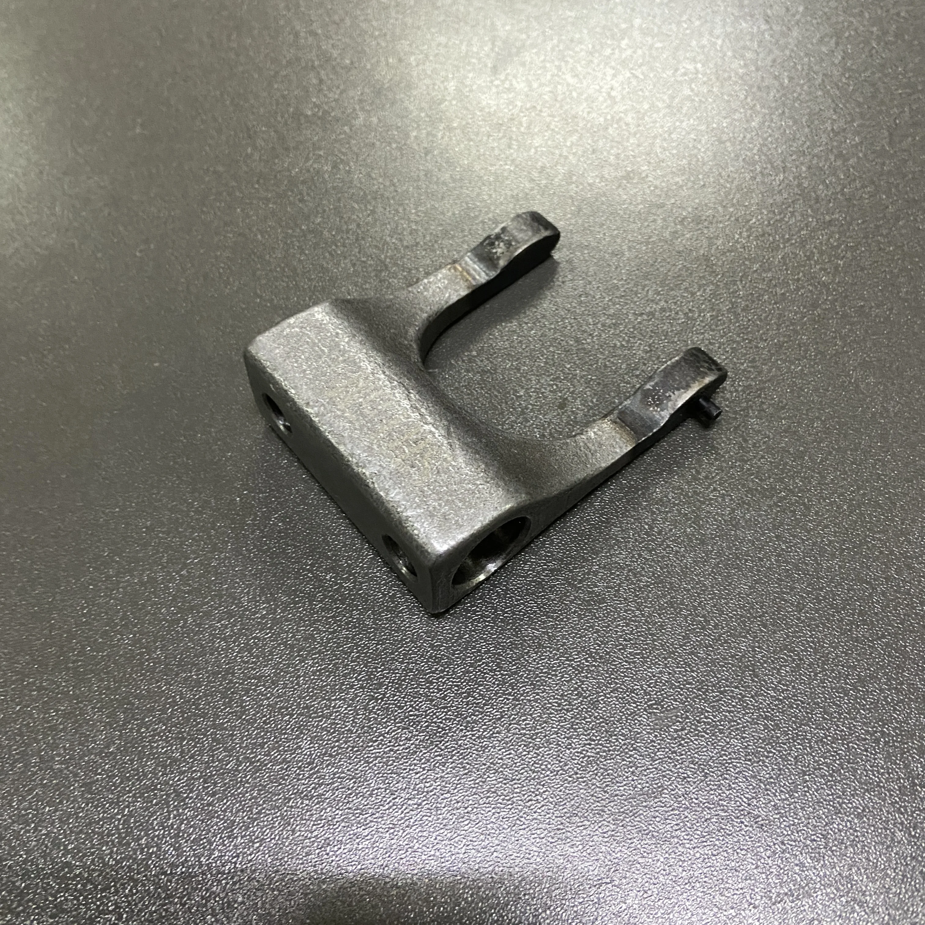 Sail 3 1.5 Clutch Shift Fork Aveo 1.5 OEM24109517 Manufacturer Wholesale High Quality Transmission Parts