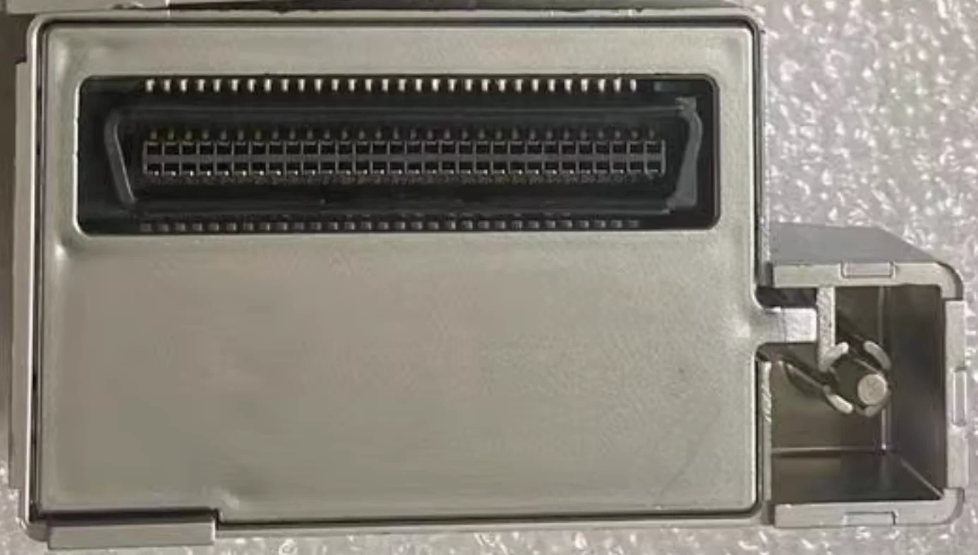 

Совершенно новый модуль отверждения панели оператора сервопривода FWA-ECODR3-SMT-02VRS-MS, оригинальный продукт