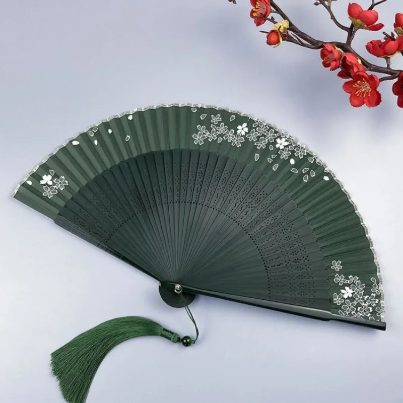 

Chinese style 6.3 inch bamboo handle folding fan, hand-painted fan, dance fan