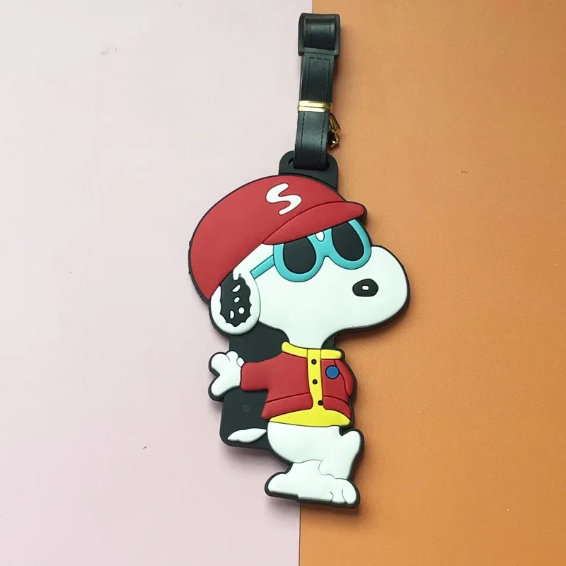 Snoopy figurka Anime z kreskówki etykiety na bagaż Charlie brązowy żel krzemionkowy przenośna etykieta Kawaii chroniący przed zgubieniem