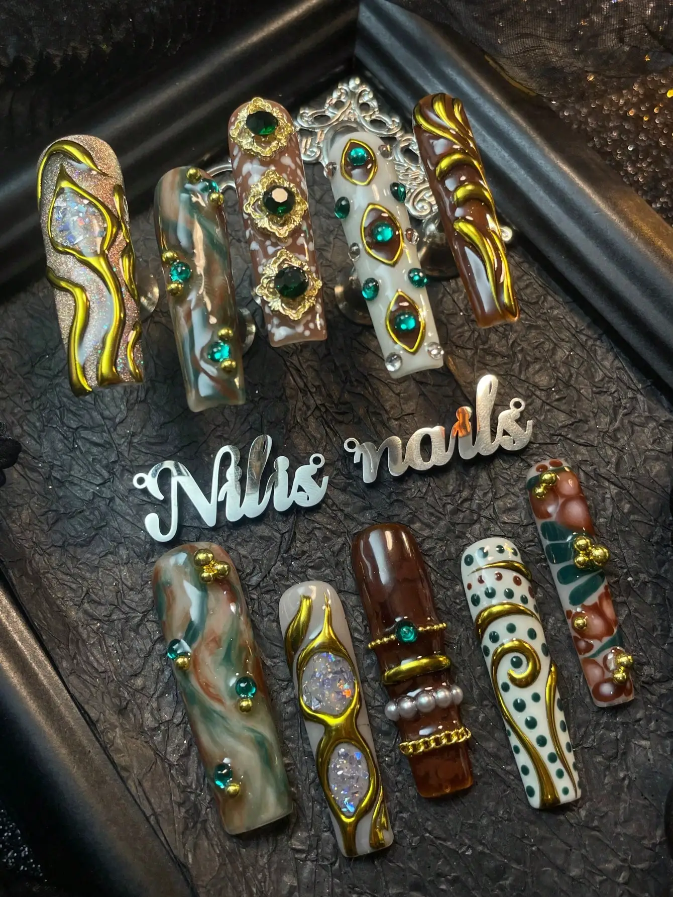 

10pcs Handmade Fully Covered Long Square Nails Press On Nails,This Cute Baroque Nail Art Set, Y2K Style, Brown Nails, Suitable For Parties, Festivals, And Other Occasions. The Set Includes Free Gel Stickers And Nail Files.