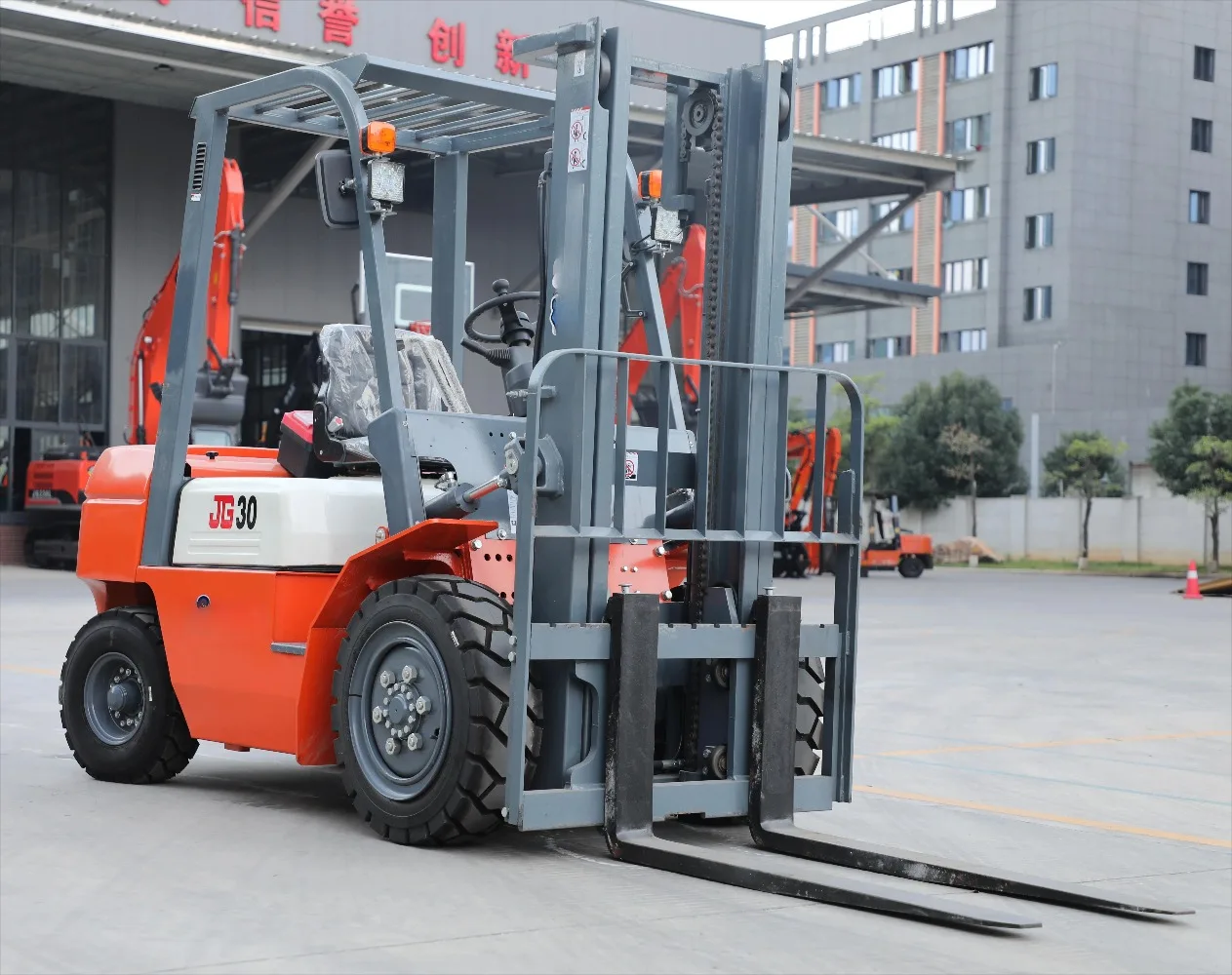 JG-K30 Forklift: A Heavy Lifting Solution for Warehouse and Logistics Operations