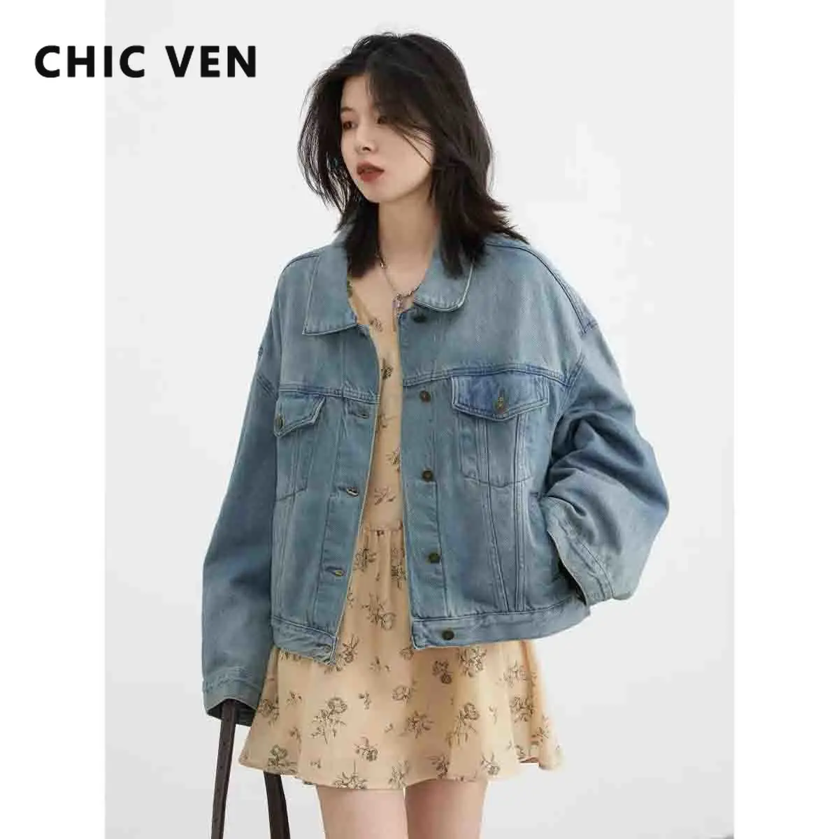 

CHIC VEN Women's Jackets Retro Casual Loose Denim Coat Fashion Cowboy Overcoats Female Jean Clothing Spring Autumn New 2024