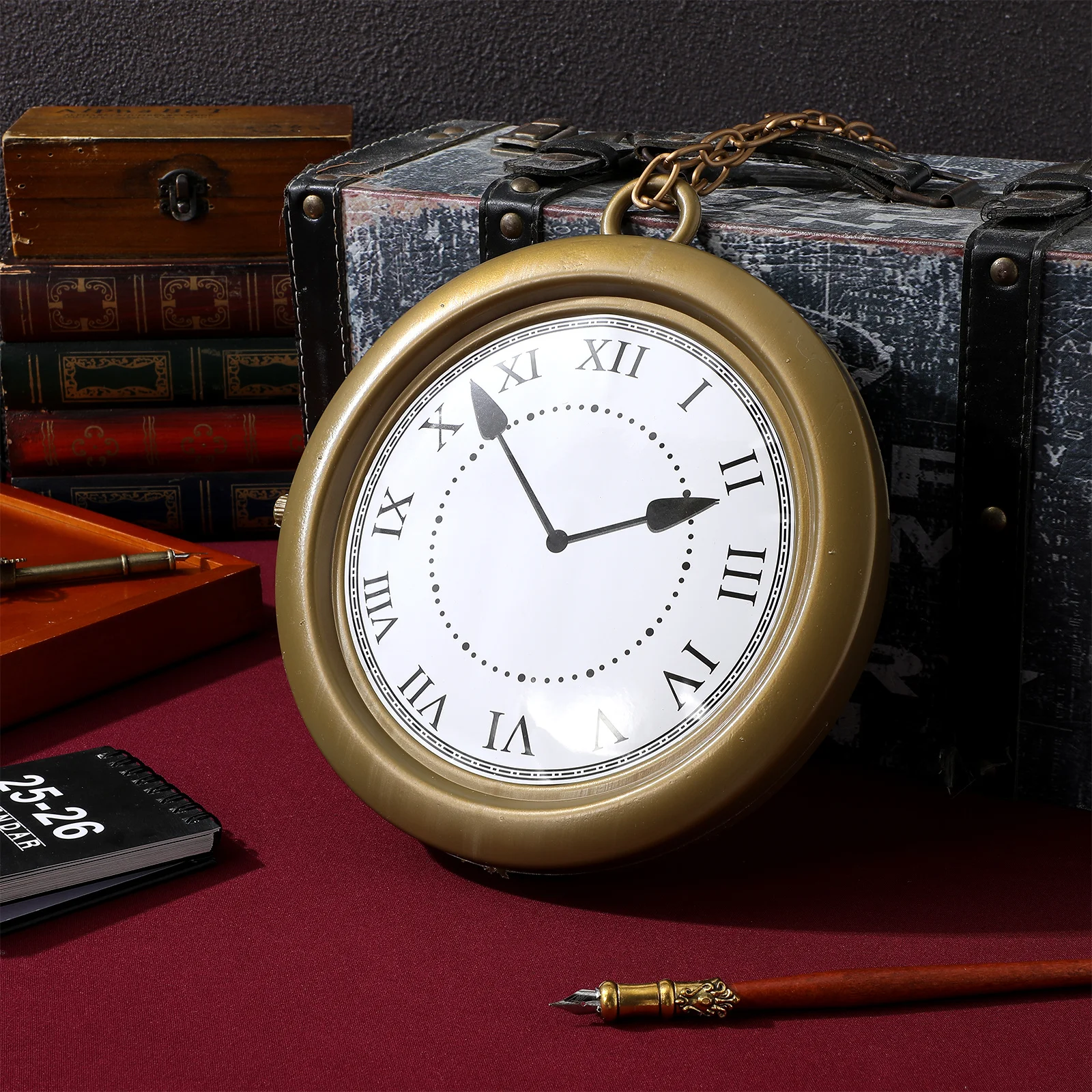 

Стильное ожерелье-часы золотистого цвета с премиальной цепочкой-подвеской для повседневной носки, вечеринок, косплея и мероприятий. Элегантное декоративное украшение.