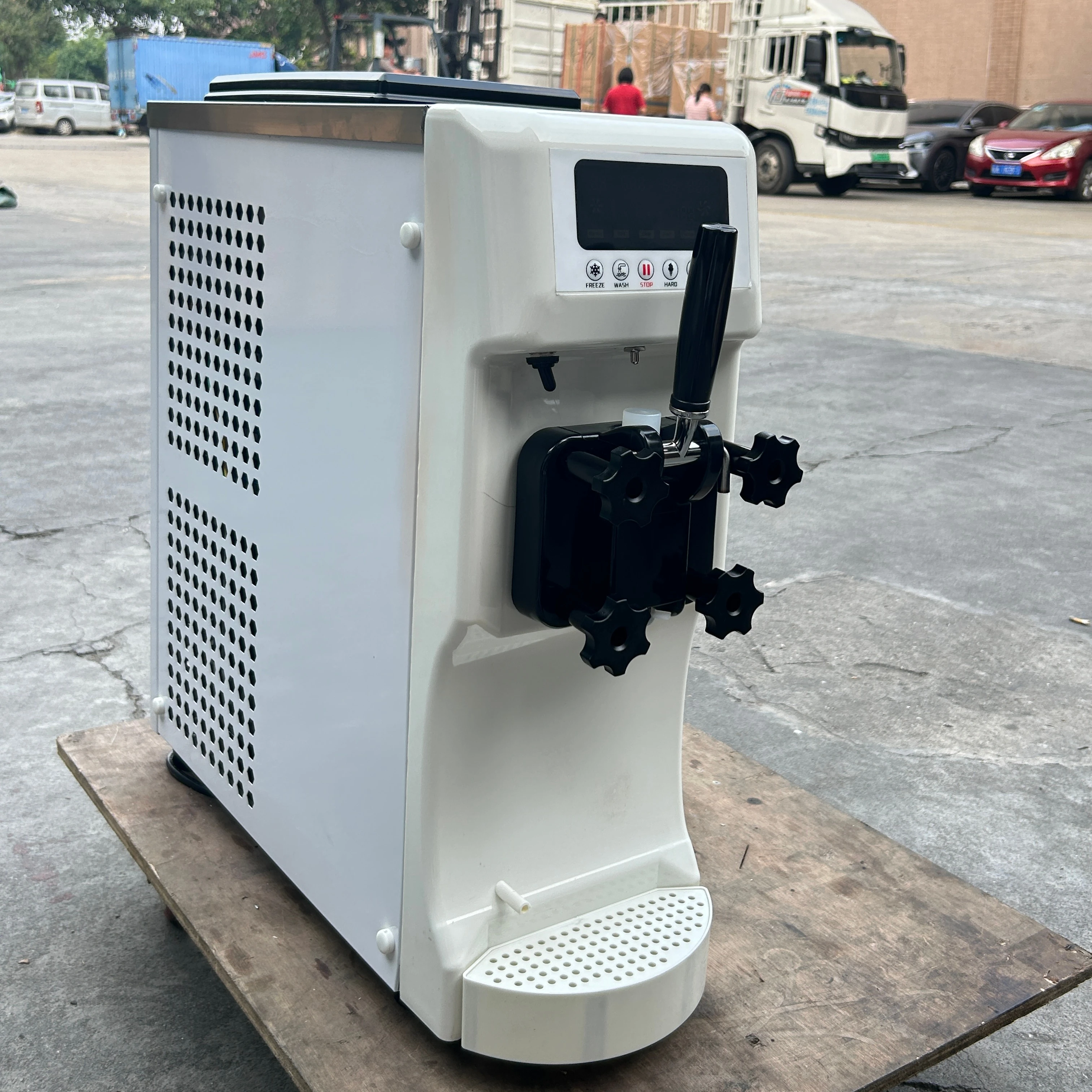 

Mini Desktop Single Head Ice Cream Machine Soft Commercial Automatic Ice Cream Machines Maker