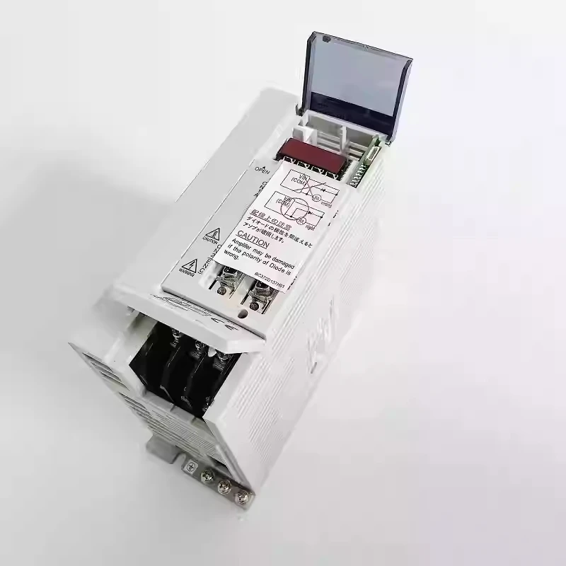 J2S series server MR-J2S-10A MR-J2S-70A MR-J2S-60A MR-J2S-40A MR-J2S-20A MR-J2S-100A MR-J2S-200A 9 sold New original