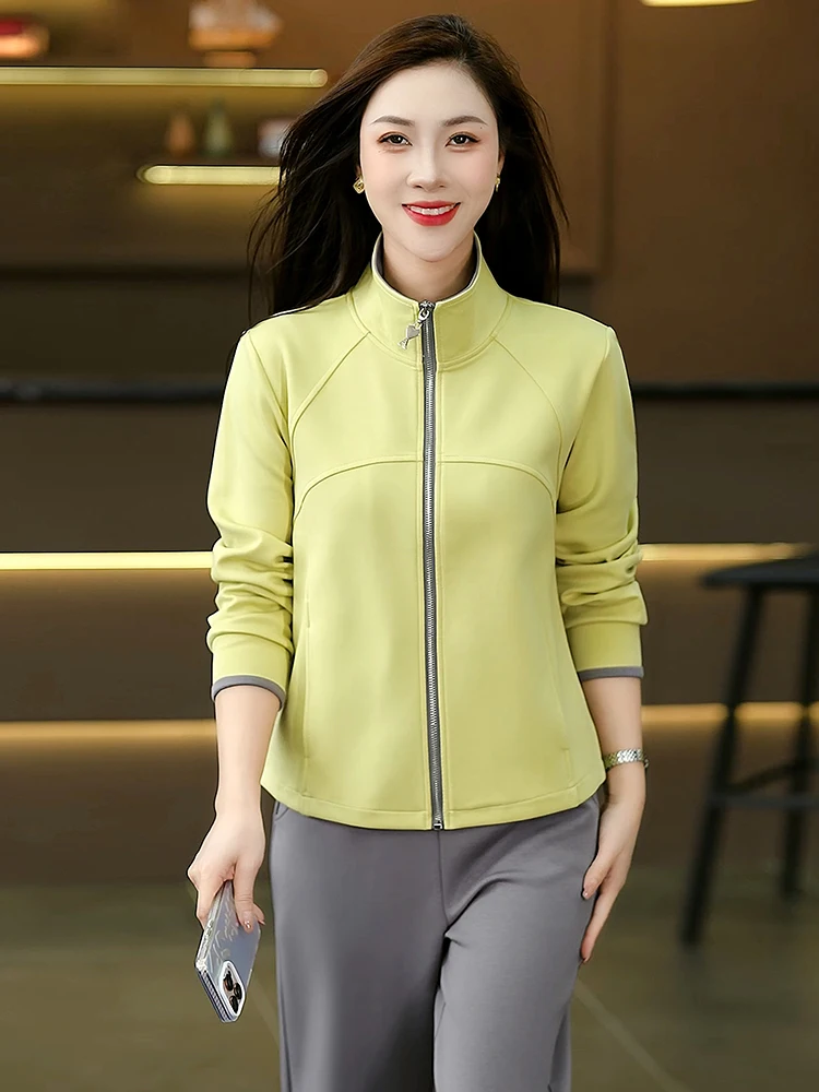 

Спортивный повседневный костюм Fitn для женщин, весна 2026: утягивающий кардиган с воротником-стойкой и широкие брюки, антивозрастной эффект, модный комплект из двух предметов