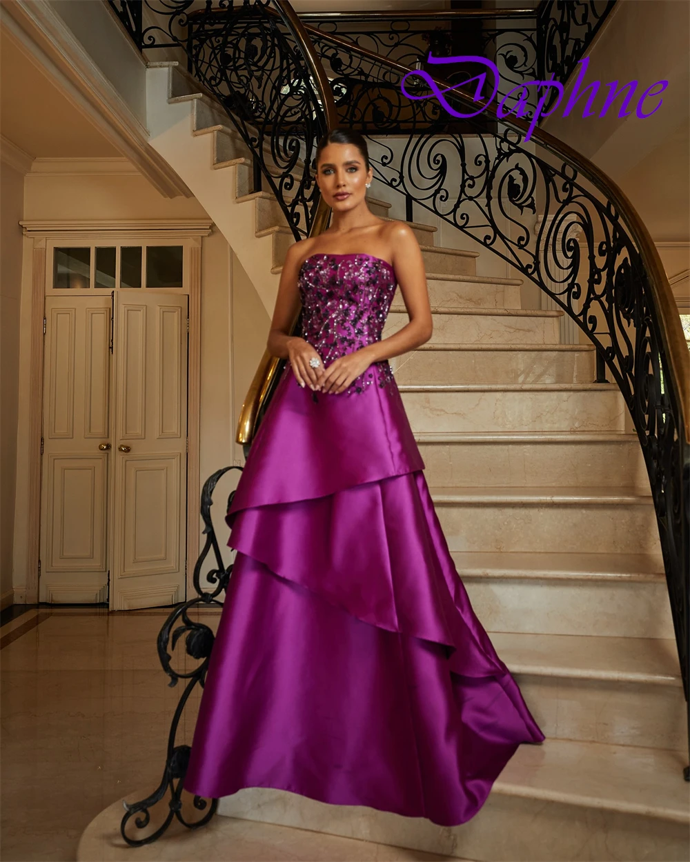 ที่กําหนดเองหรูหราซาตินชุดราตรีประดับด้วยลูกปัดดอกไม้พรหมชุดหรูหรากวาดรถไฟชุดพิเศษ