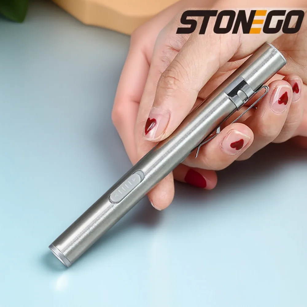 مصباح يدوي LED صغير قابل لإعادة الشحن يعمل بمنفذ USB وخفيف الوزن ومحمول للتخييم والمشي لمسافات طويلة في حالات الطوارئ #1