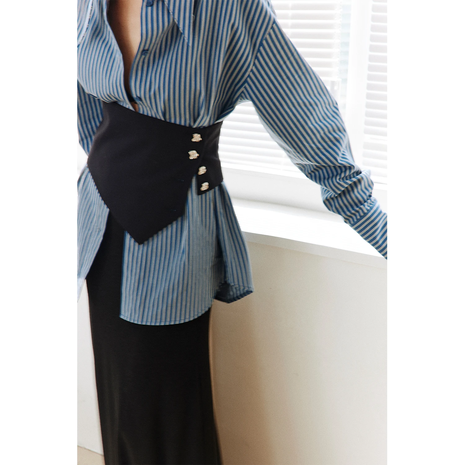 

Женская модная хлопковая рубашка на пуговицах с синими полосками, с завышенной талией, в стиле INS, для многослойных образов, для повседневной носки