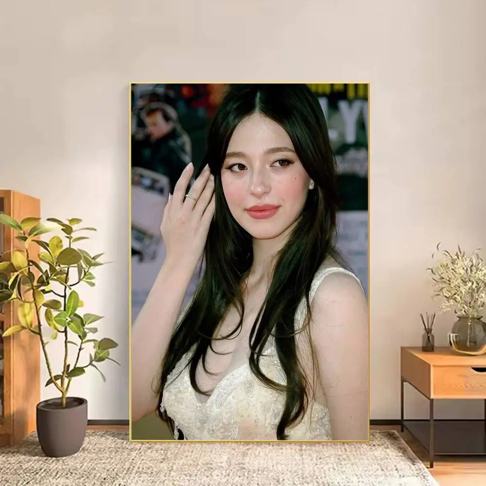 Actoress M-Mikey Madison Poster Versatile HD Waterproof Wall Art Self-Adhesive Decor for Any Space Ideal Gift
