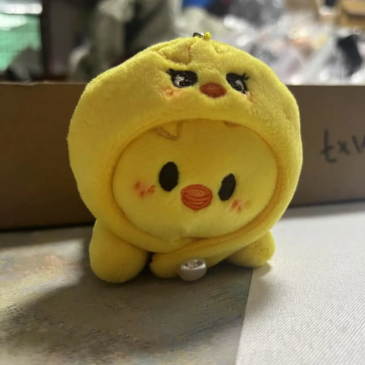 New Stray Kids Plush Cartoon Doll SKZOO Party Pose Doll Party Pendant Felix Wearing Hat Cute Keychain Peripherals