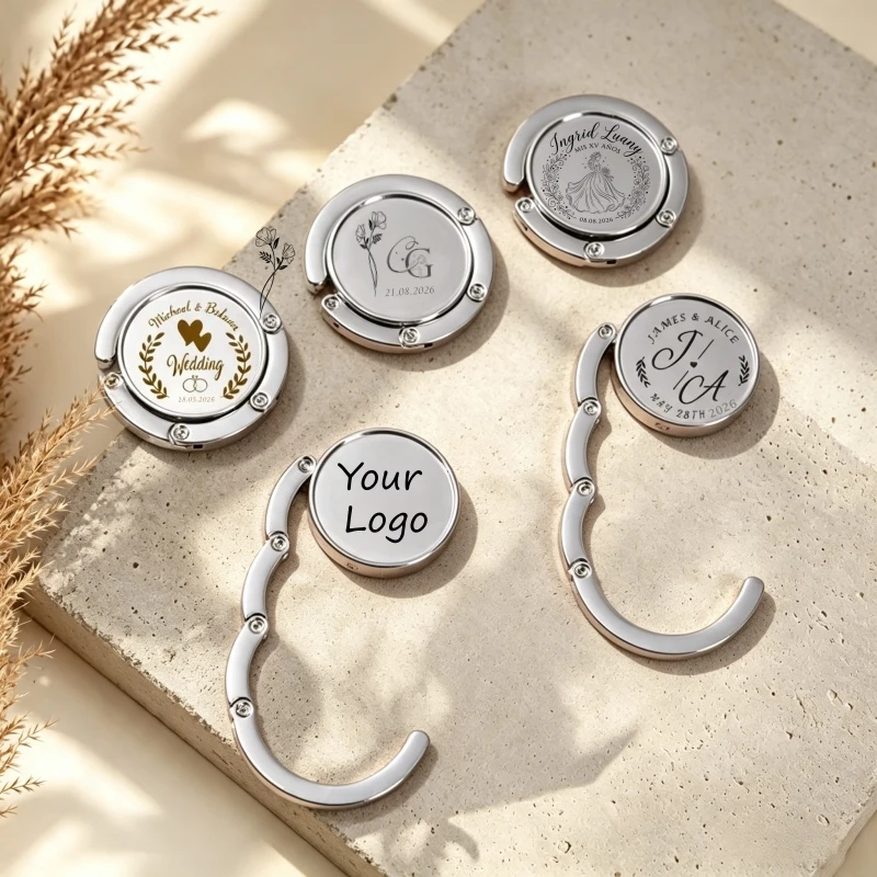 20 Stück personalisierte Hochzeitsgeschenke, individuell gravierte Metall-Handtaschenhalter, tragbarer Taschenhaken, Damen-Taschenhänger, Hochzeitssouvenir – Detail 6