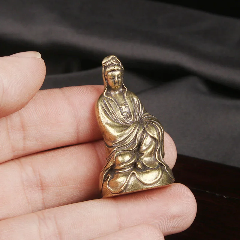 Brass Zen Inspired Guanyin Statue Desktop Ornament Nanhai Guanyin Bodhisattva Bronze Statue Antique Cultural Artifact