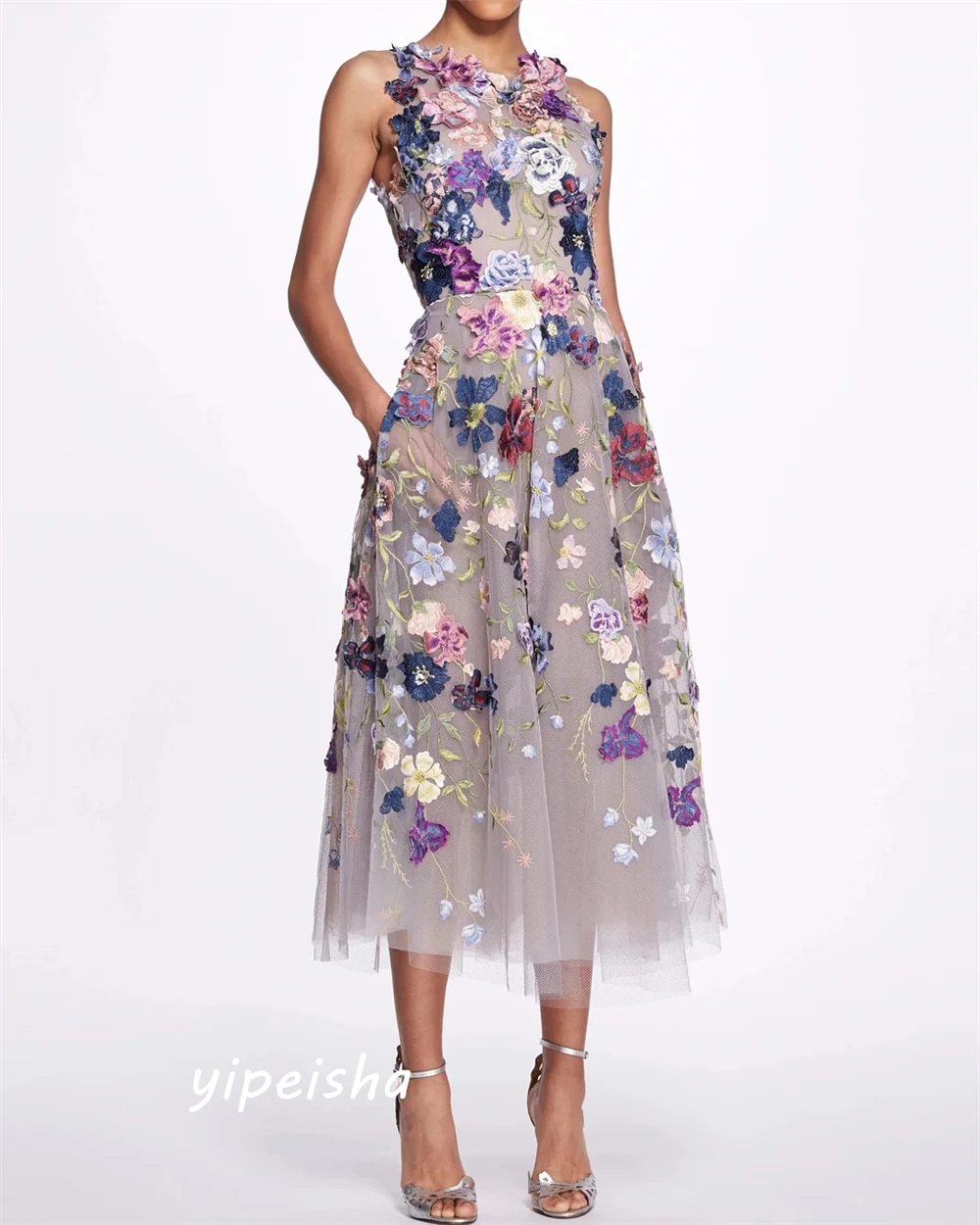 Personalizzato intricato moda halter a-line abito quinceanera applique drappeggiato lunghezza anke gonne organza ballo di fine anno فسات intellimireسات