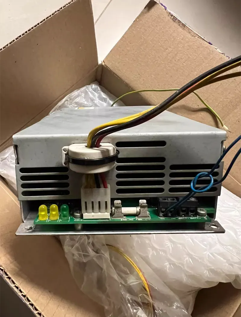 

Uesd Tyco PS136-1-09 Part number: 509.023.051 One-year warranty