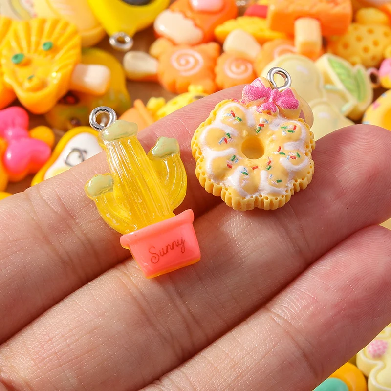 10 Stück gemischte niedliche Harz-Tier-, Lebensmittel-, Herz- und Blumen-Anhänger für die Herstellung von Ohrringen, Halsketten, Armbändern und DIY-Schmuckzubehör – Detail 11