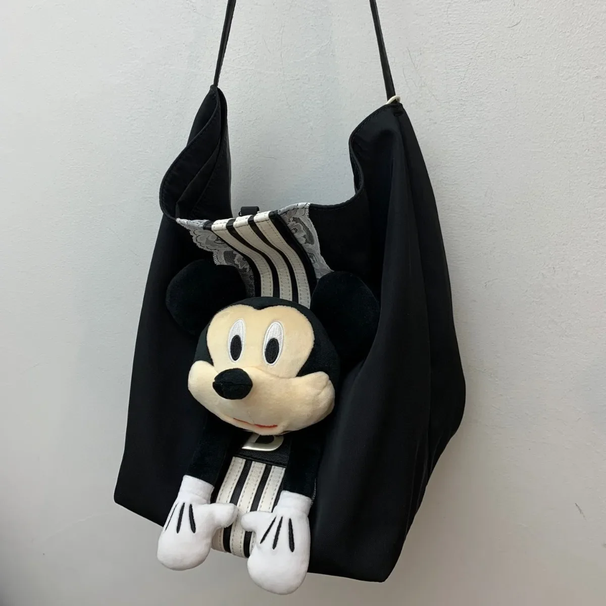 Disney Purses and Handbags Mickey Dolls Shoulder Bag High-capacity Crossbody Bags for Women Cute Cases Korean Fashionable Pouch