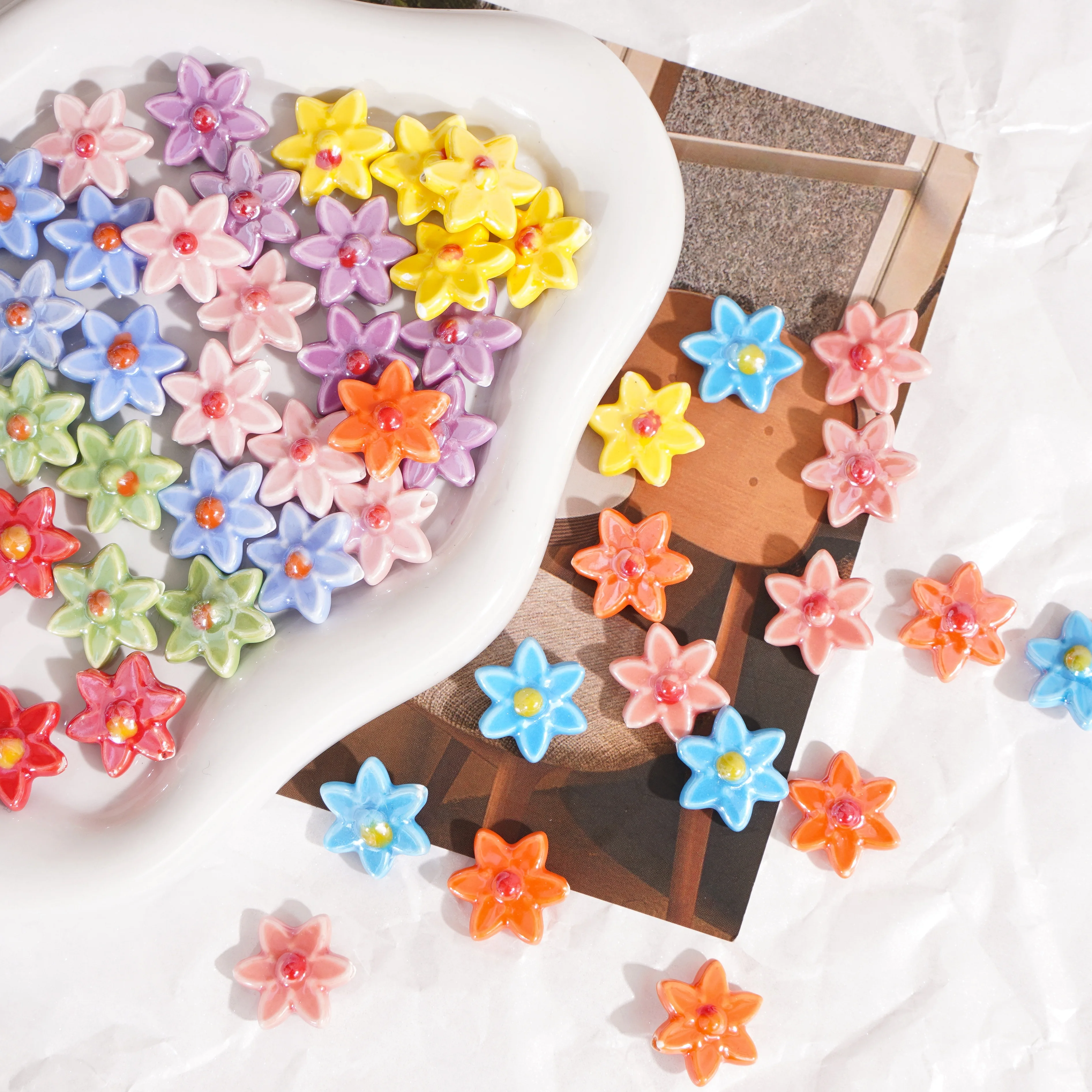 

2pcs Handmade Craft Five-petaled Flower Bead Ceramic Fresh Color Ceramic Spacer Loose Beads 3D DIY Accessories ﻿