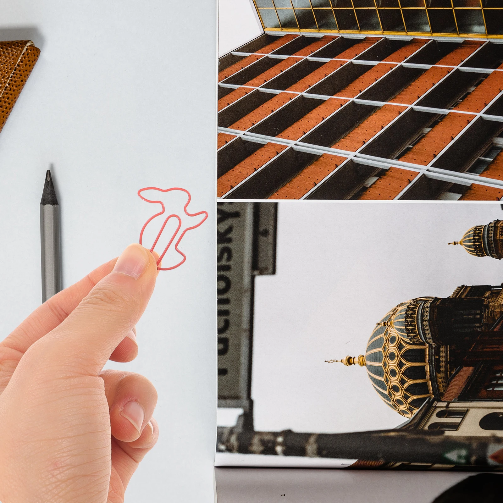 

50pcs Animal Paper Clips Creative Cartoon Metal Office School Supplies Photo Clip Note Holder Rabbit Shaped Gift
