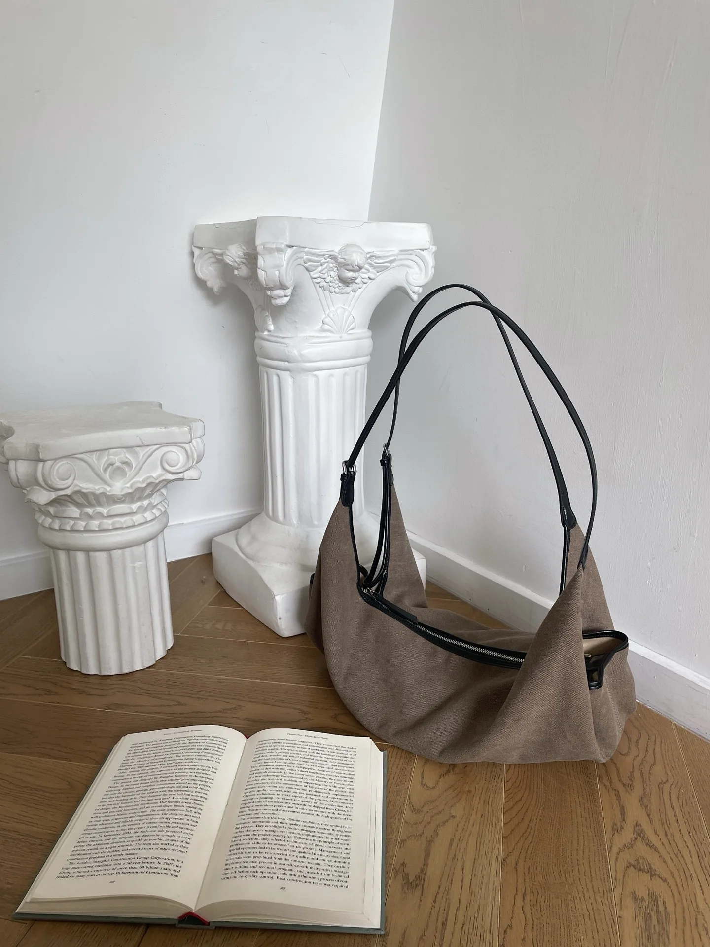 

Dave&Di Minimalist Lazy Style Vegetable Double Ear Bag Fashionable Retro Shoulder Crossbody Large Capacity Commuter Nag