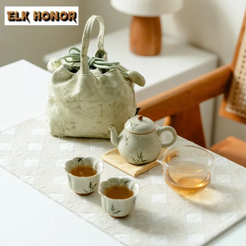 

Hand-painted Bamboo Travel Tea Set Kit Aesthetic 1 Pot 2 Cups Tea Maker Organizer Portable Outdoor Stock Bags Tea Ceremony