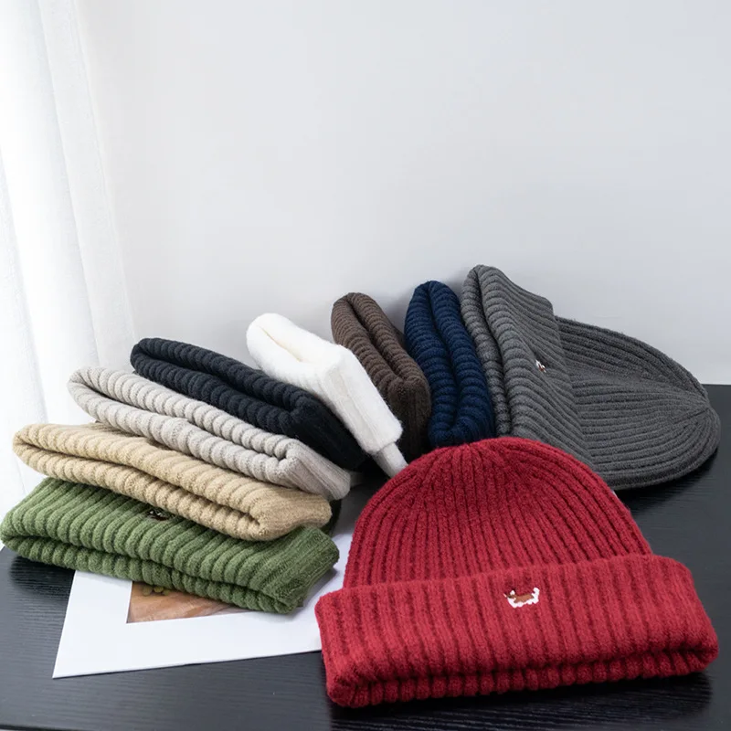 للجنسين الكرتون فصيل كورجي التطريز محبوك قبعة يشعر الدفء تنوعا الكورية نمط سدادات حماية الأذن قبعة باردة دراجة نارية قناع الوجه القبعات