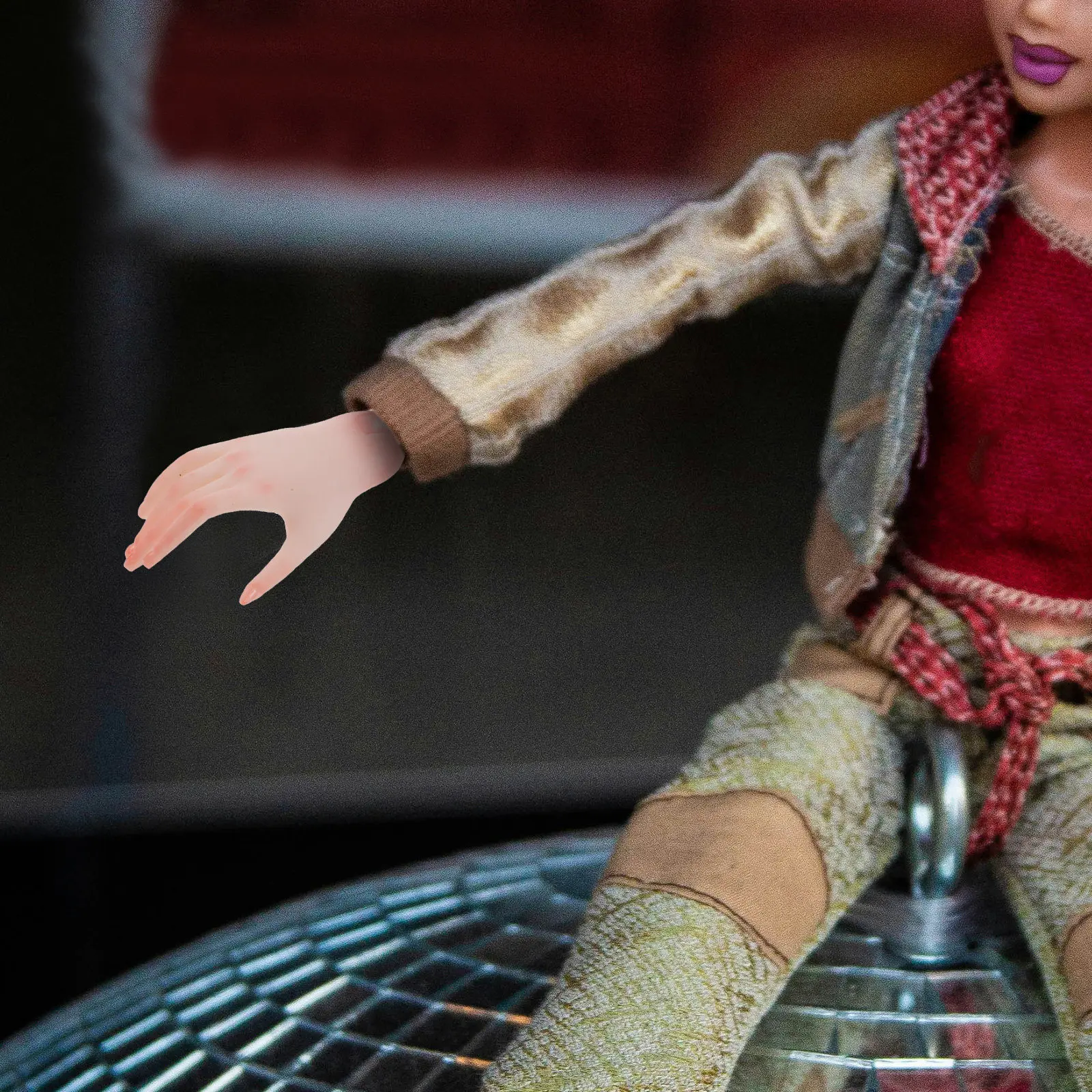 

1 Pair Realistic Human Hand Parts Mini Finger Plastic Hands Movable Replacement for DIY Making Supplies Craft Accessories