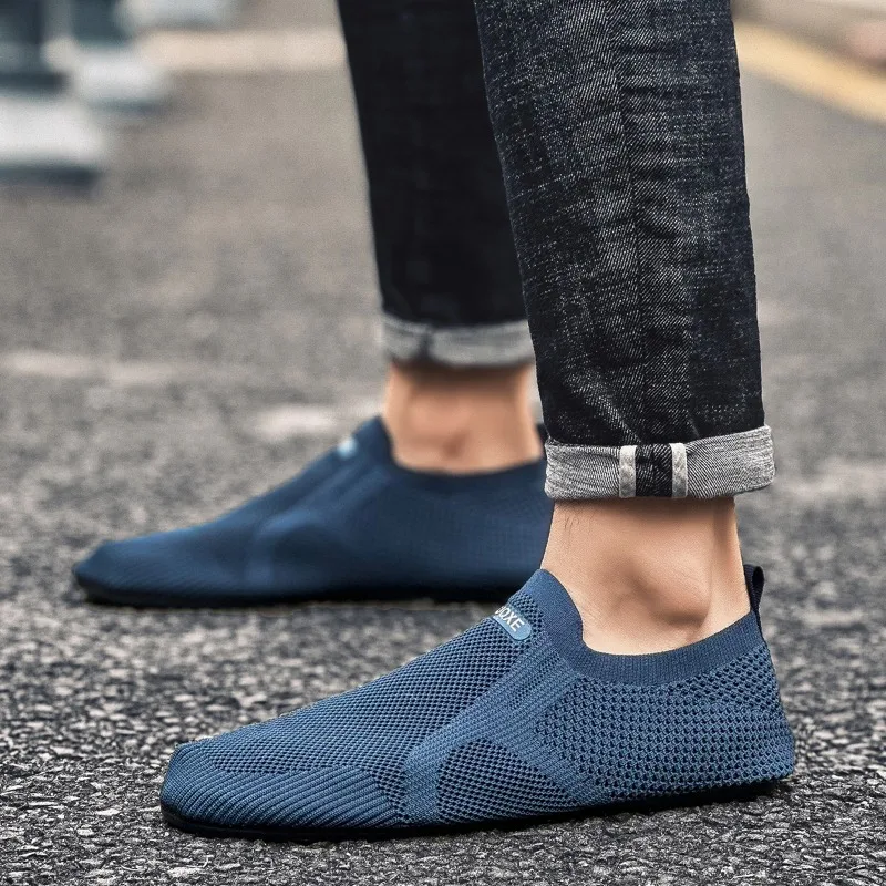 

MAEDEF Men's Slippers Men Loafers Flip Flops Man Moccasins Flats Walking Shoes Breathable Thin Bottom Casual Loafers Mens Shoes