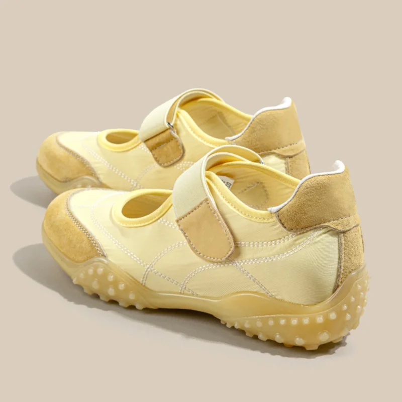 

Mary Jane Casual Adjustable Strap Lightweight Sneakers Breathable Non Slip Flat Footwear Retro Style Comfortable Outdoor Shoes