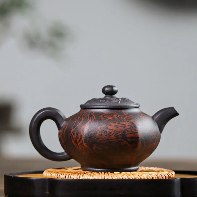 

Yixing Original Mine Old Purple Clay Purple Sand Pot, Fully Handmade Gold and Jade Full Hall Tea Pot, Twisted Mud Kung Fu Tea Se