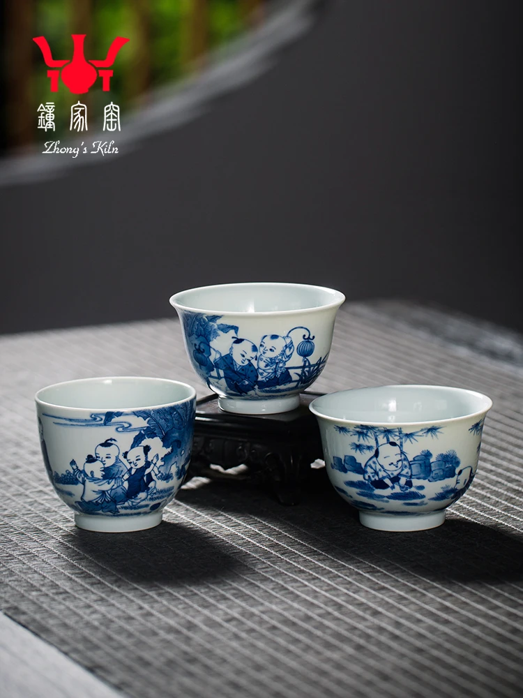 

Zhongjia Master Single Jingdezhen Hand-painted Blue And White Firewood Kiln Figure Boy Cup Ceramic Kung Fu Small