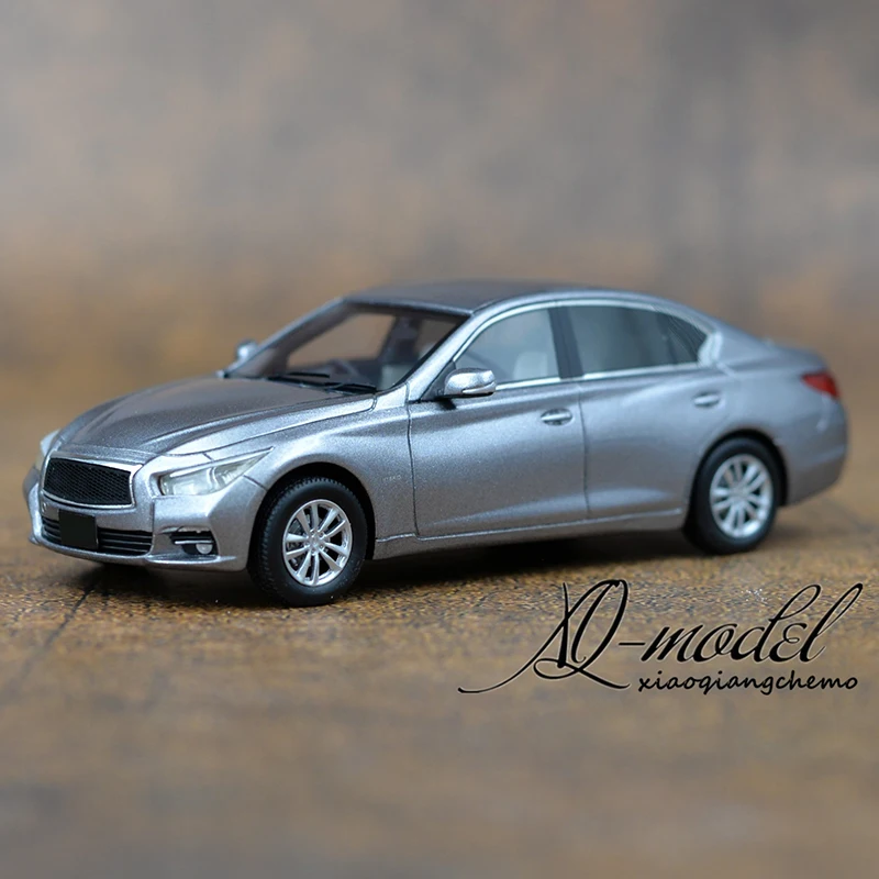 Resin 1:43 Scale Skyline 350GT Hybrid Q50 Cars Model Adult Toys Classics Nostalgia Souvenir Ornaments Gifts Static Display