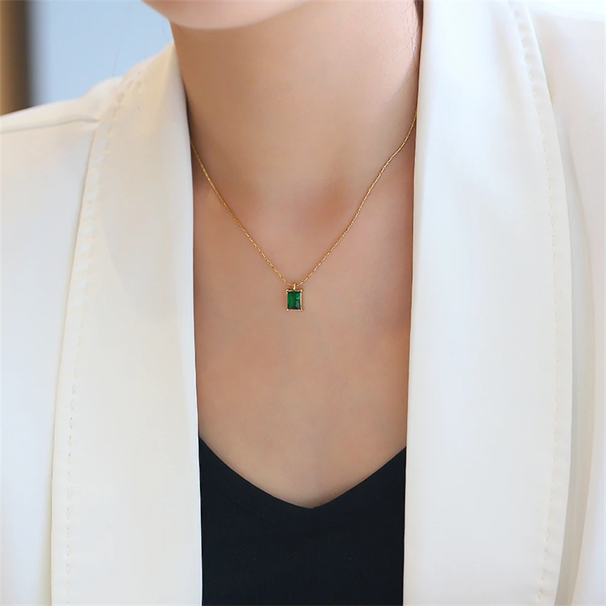 316L Stainless Steel Square Shape Green Zircon Simple And Versatile Pendant Ladies Necklace Fashion Exquisite Jewelry SAN489