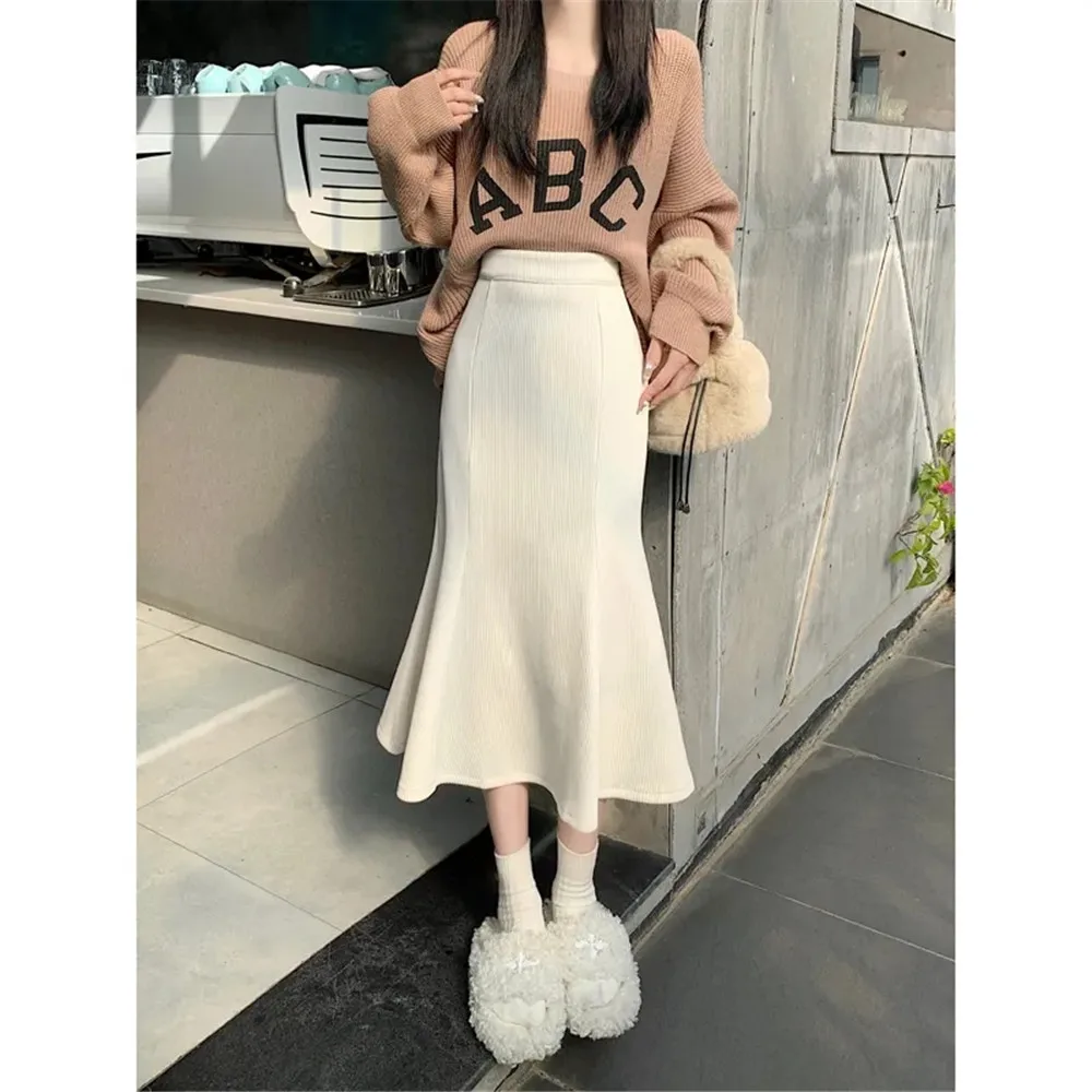 Corduroy Long Mermaid Skirt Woman Autumn Winter Ruffles High Waist Midi Skirts Ol Elegant Korean Back Elastic Black 3xl Skirts