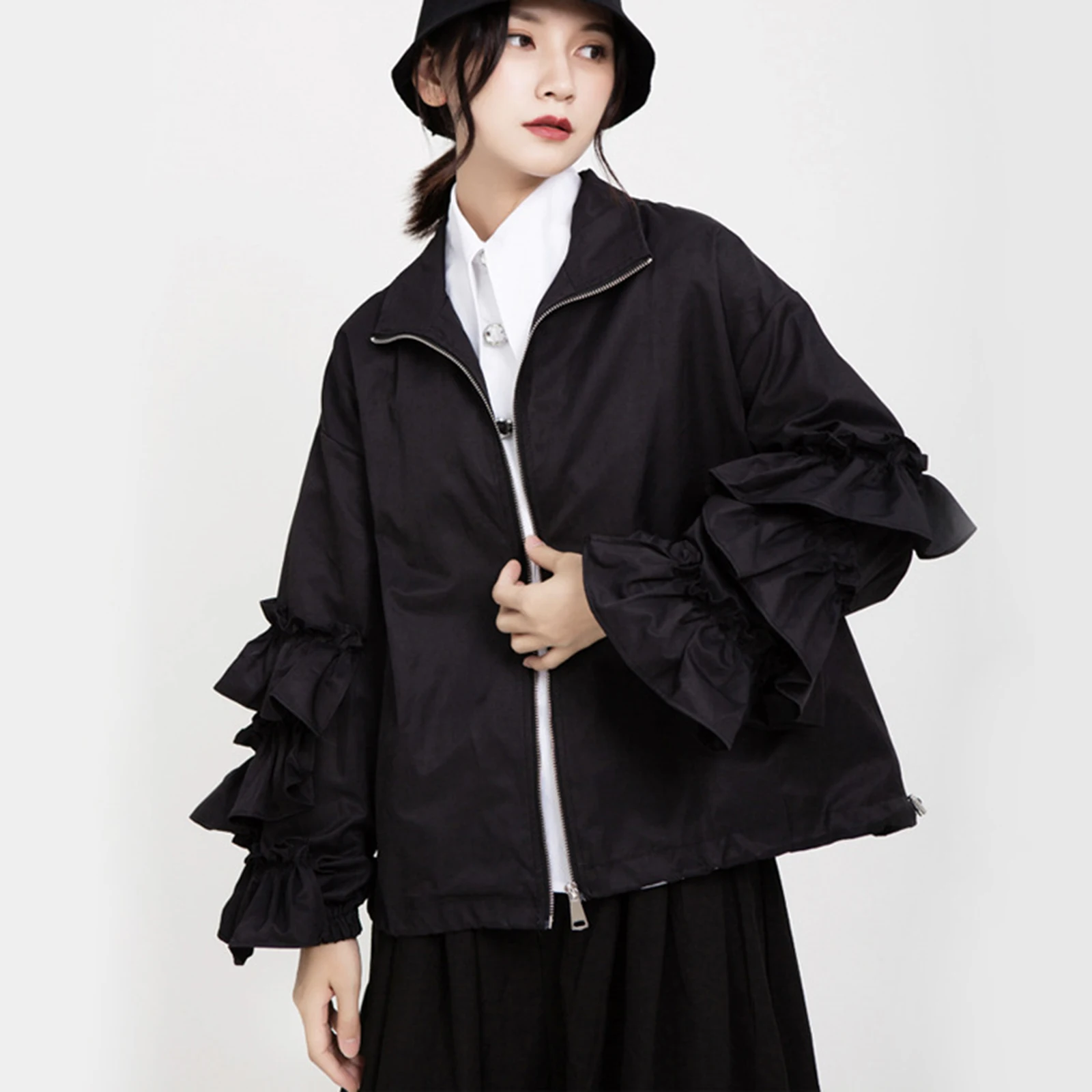 Ruffle Edge Bubble Sleeve Design Black Loose Jacket Spring and Autumn New Women's Oversized Trendy Coat Chic Zipper Overcoat