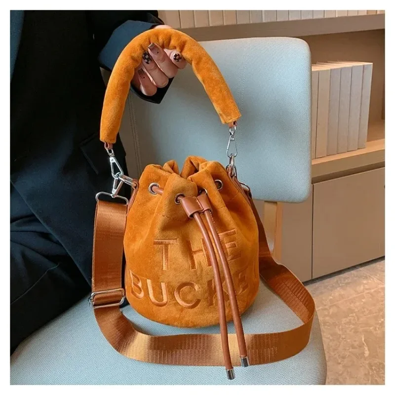 Luxury Designer Bucket Bag for Women 2024 Trend Fashion Small Hand Crossbody Bags Female Sling Shoulder Handbags High Quality