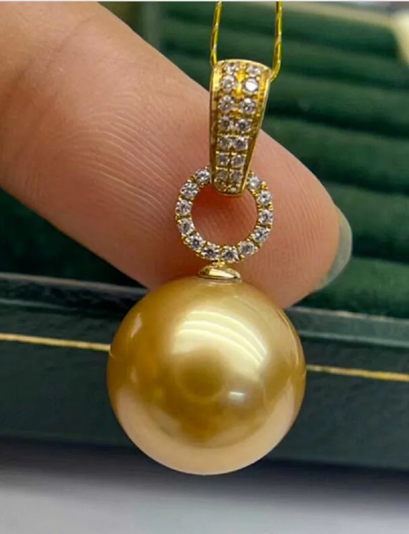 

Gorgeous Giant AAAA 11-12mm South China Sea Gold Round Pearl Pendant Necklace 925s