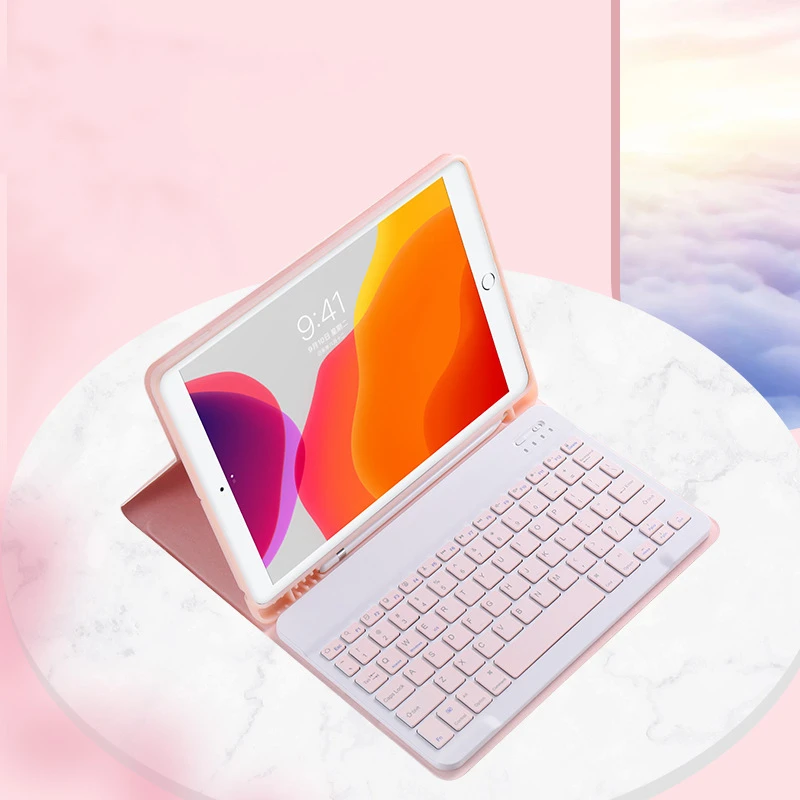 iPad Case with Bluetooth Keyboard and Mouse 3