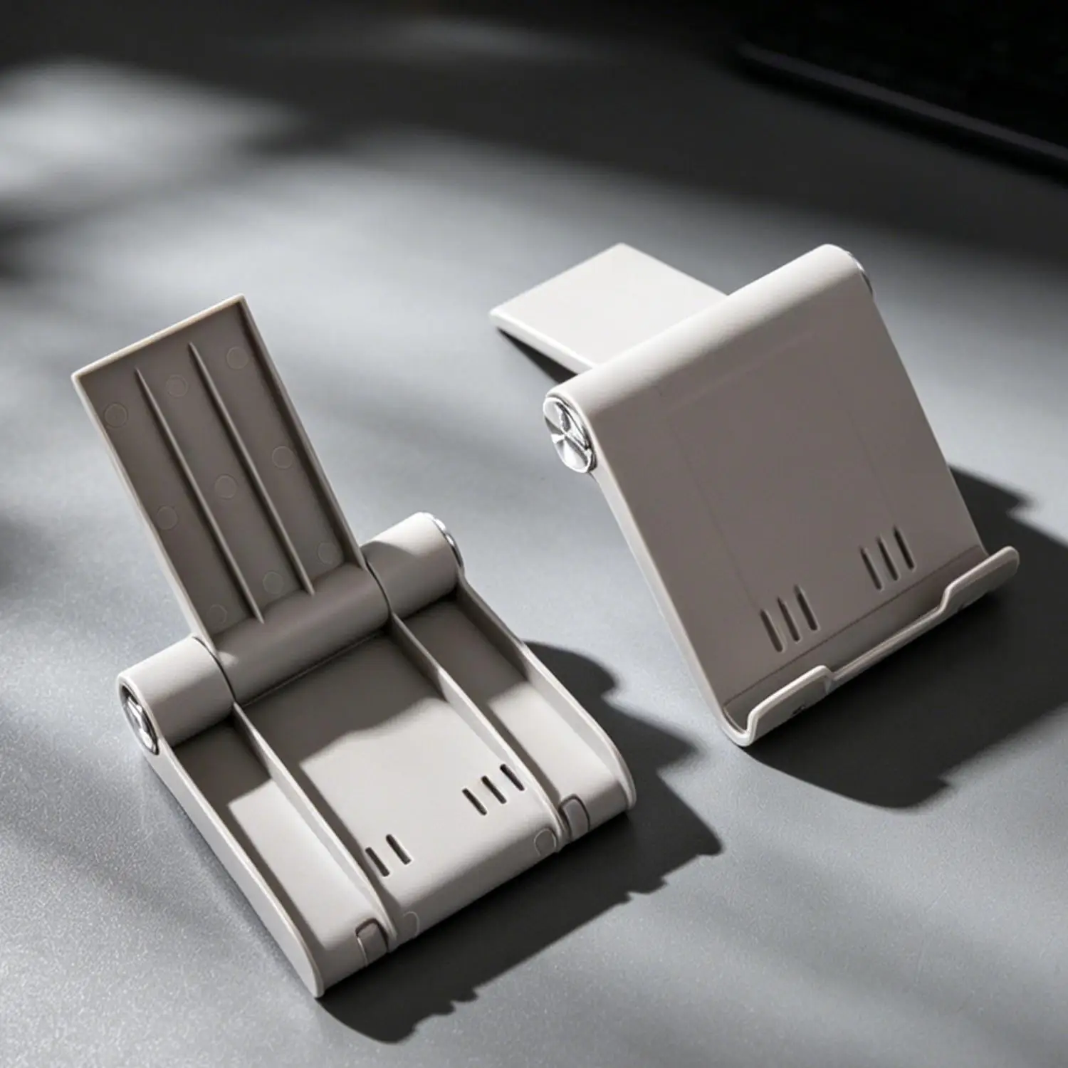 Universal Desktop Mobile Phone Tablet Holder Easy To Carry Fixed Bracket Stand For iPad iPhone Samsung Mi Huawei Tablet view 6