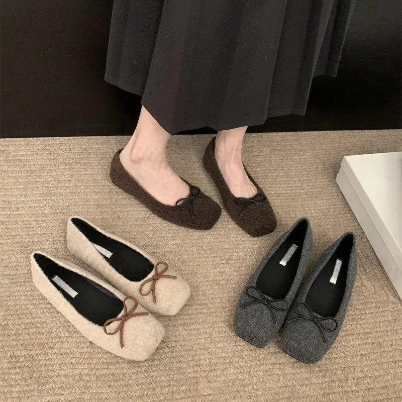 

Elegant Bow Design Shallow Mouth Single Shoes for Women's 2025 Autumn Square Head Soft Soled Comfortable Versatile Fashion Flats