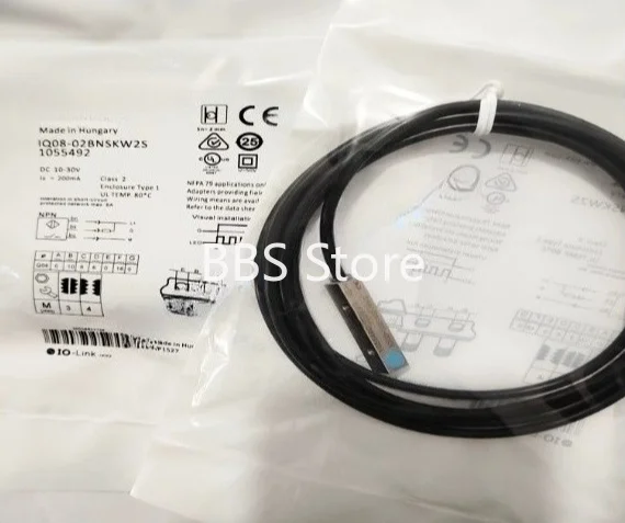 IQ08-02BPOKW2S IQ08-02BNOKW2S IQ08-02BPSKW2S IQ08-02BNSKW2S Proximity Switch Sensor in Stock