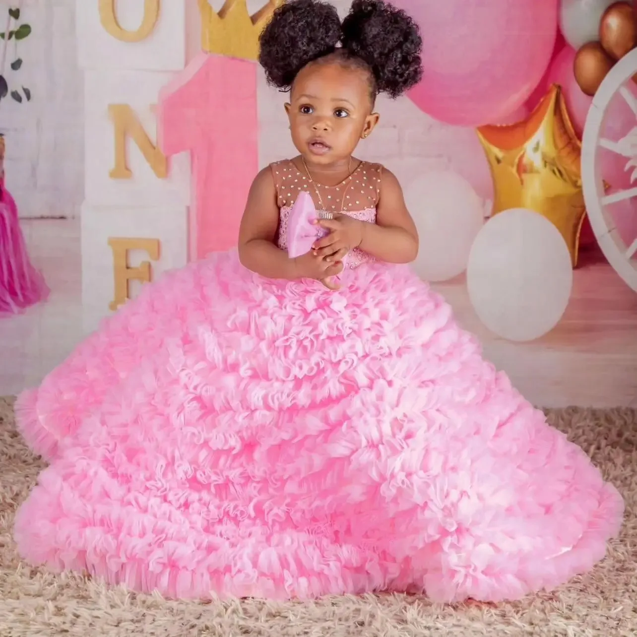 

Pink Flower Girl Dresses for Wedding Lace Appliques Tiered Sleeveless Girl Birthday Party Gowns First Communion Gown Customized