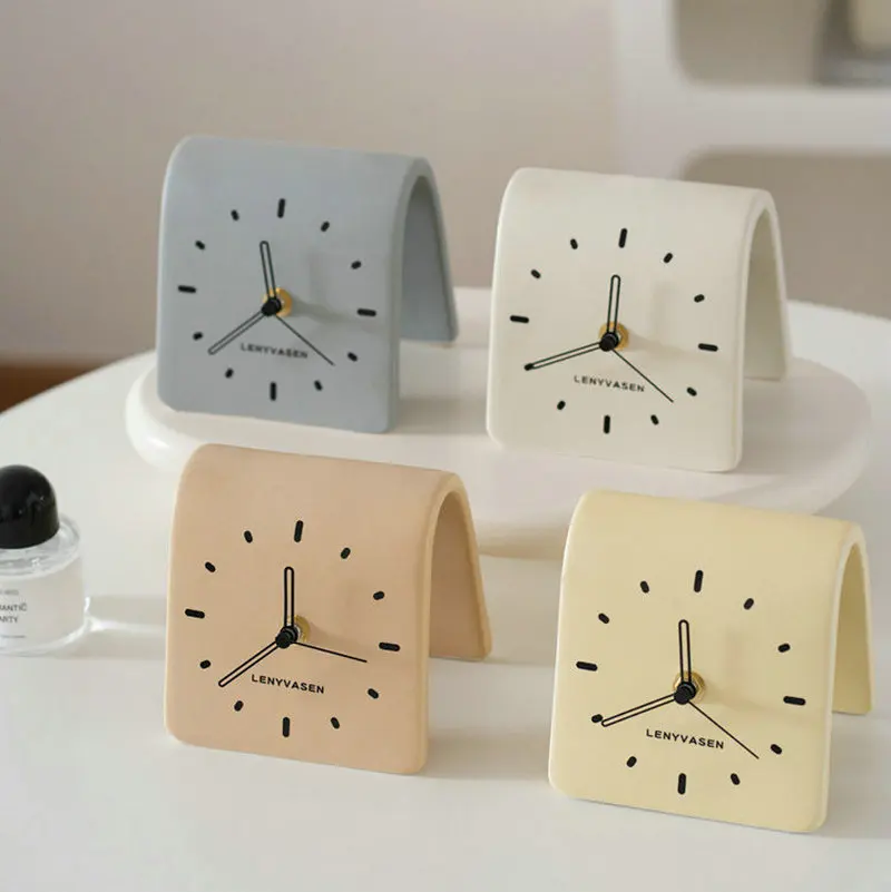 

Creative countertop ceramic clock, simple desk clock, home decoration, living room bedside, silent desk clock BB193TP