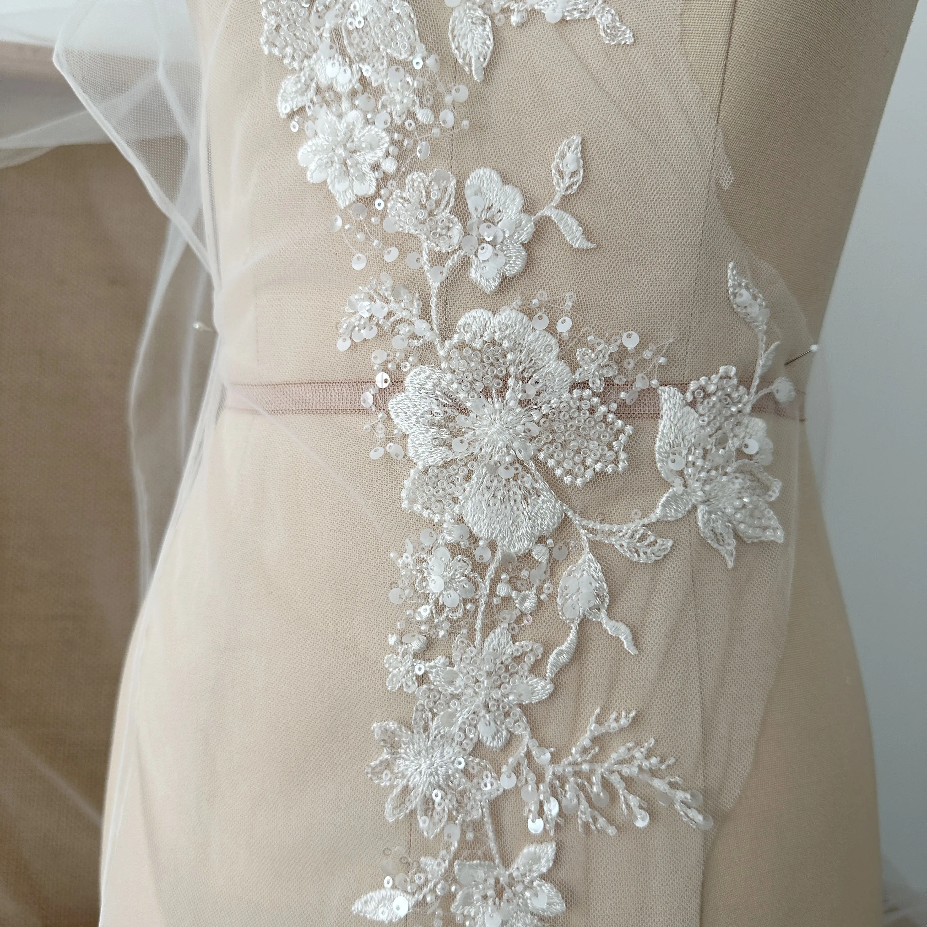 2 Yards dünne Perle Perlen Spitze Trim in Elfenbein, Braut schleier Riemen für Hochzeit Schärpe, Stirnband Schmuck Kostüm Design – Detail 11